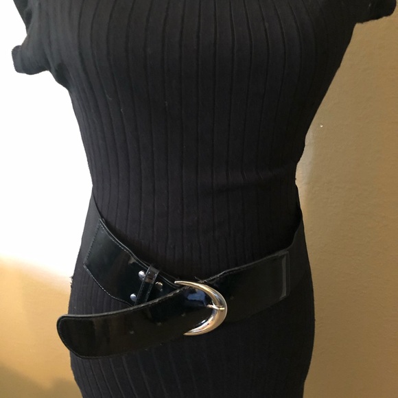 Dress - Picture 3 of 5